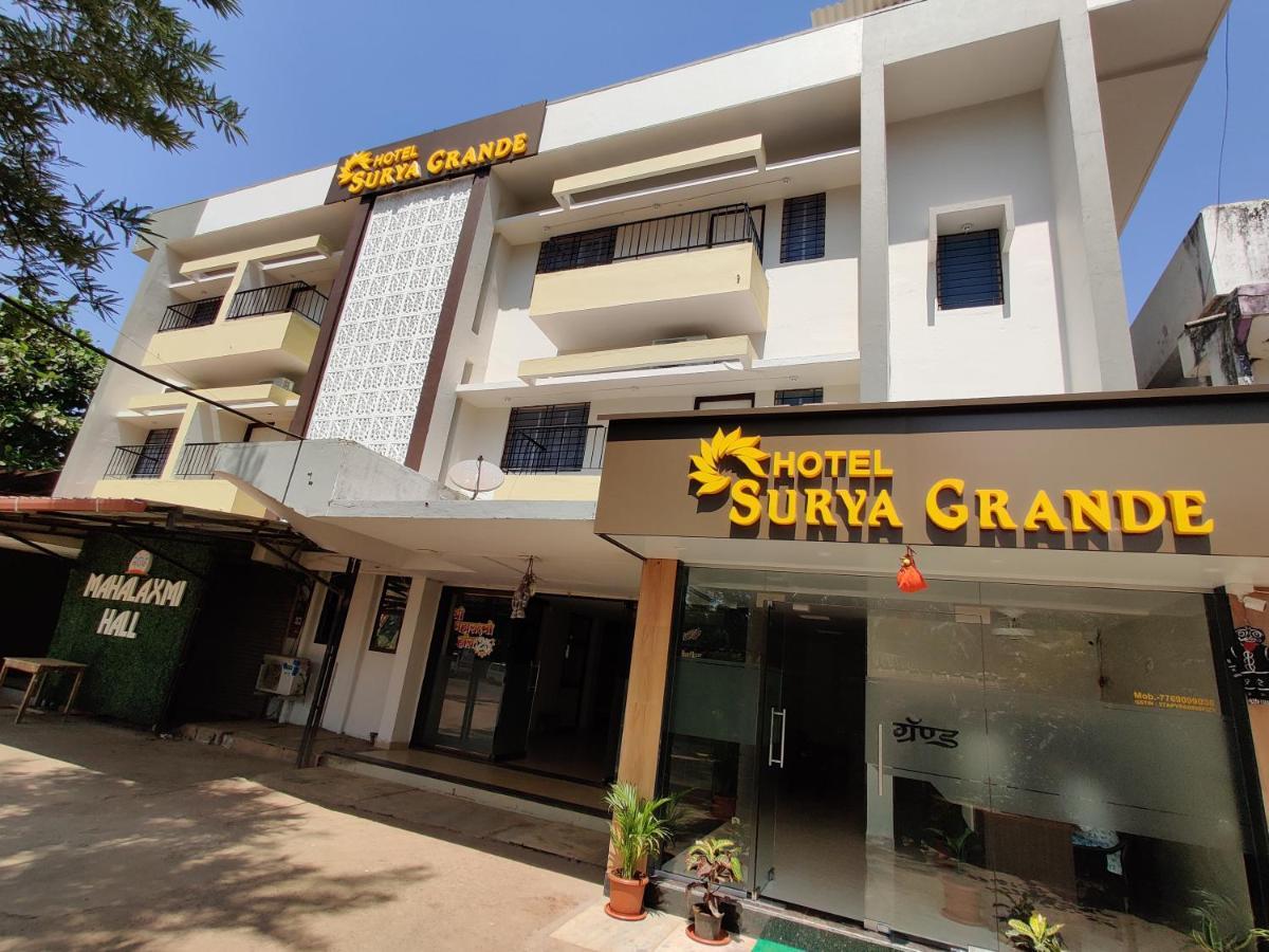 Hotel Surya Grande Kudal  ภายนอก รูปภาพ